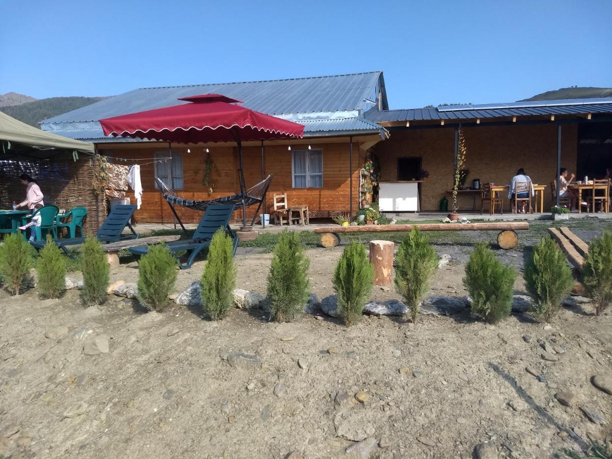 Guesthouse Omalo Exterior photo